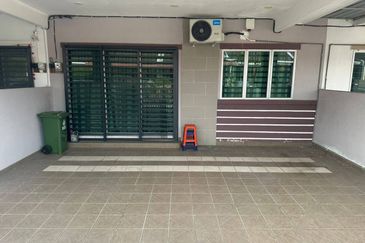 TAMAN PENGKALAN PERTAMA