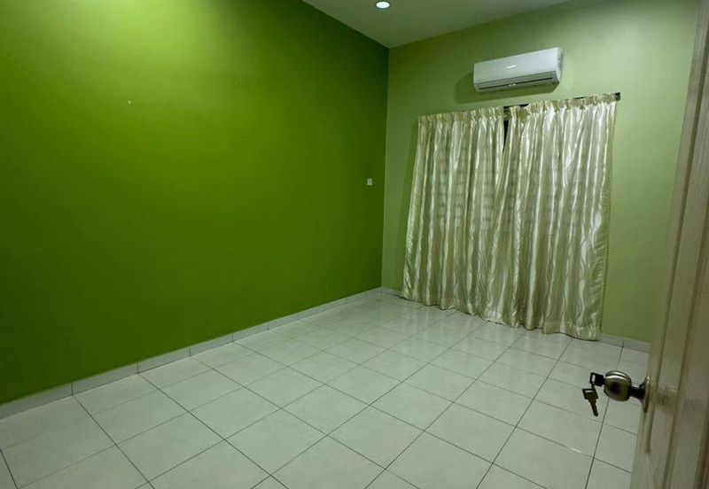 TAMAN PENGKALAN PERTAMA