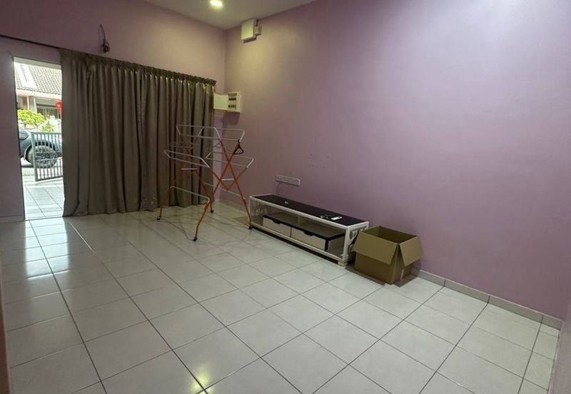 TAMAN PENGKALAN PERTAMA