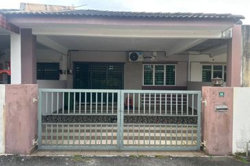 TAMAN PENGKALAN PERTAMA