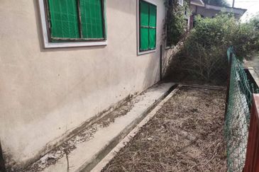 TAMAN SRI WANGSA II, BATU GAJAH