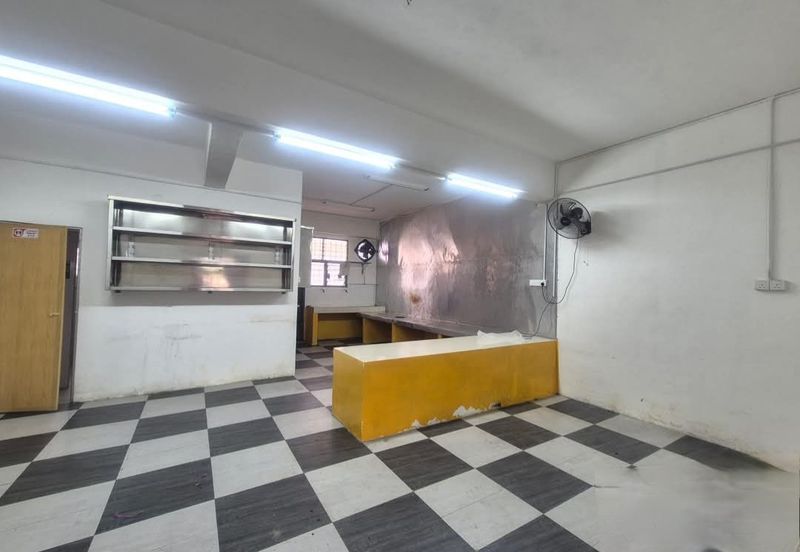 Pengkalan Station 18