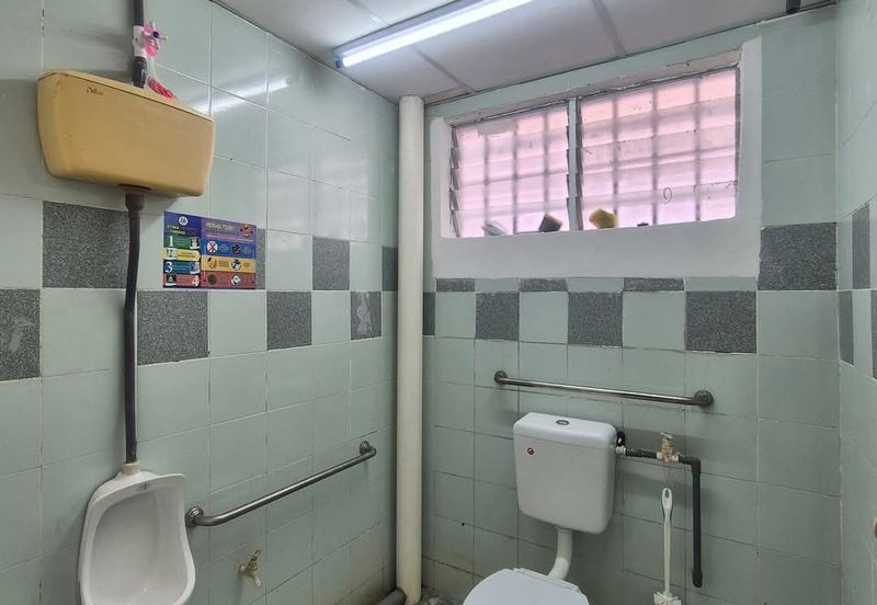 Pengkalan Station 18