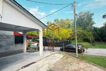 TAMAN TASEK SEMELING