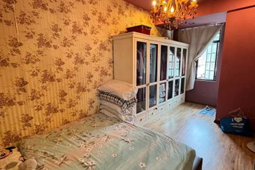 3.5 STOREY VILLA SERI BENDERA FOR SALE