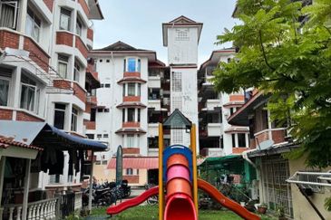 Apartment Tanjung Tokong For Sale Hot Area 