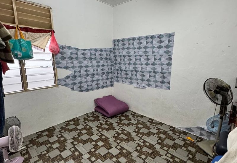 Apartment Tanjung Tokong For Sale Hot Area 