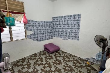 Apartment Tanjung Tokong For Sale Hot Area 