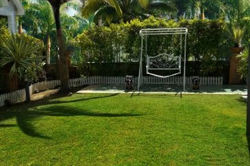 Banglo 3 ¼ Tingkat Feringghi Villa For Sale View Pantai Hot Area 🔥