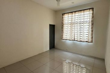 TAMAN SAUJANA SEMELING