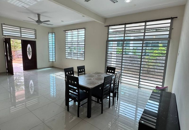 TAMAN SAUJANA SEMELING