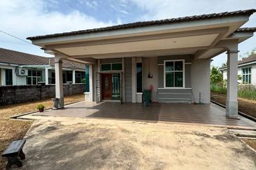 TAMAN SAUJANA SEMELING