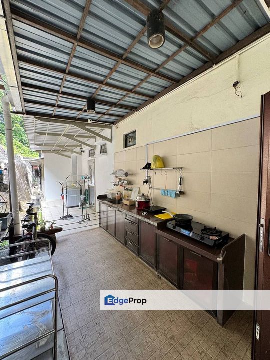 3-Storey Home in Ayer Itam, Penang  Gated & Guarded • Hilltop Living • Fully Renovated, Penang, Ayer Itam
