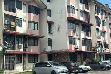 Taman Pauh Indah Flat