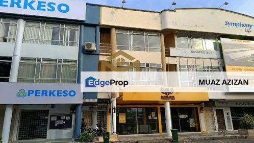 AMANJAYA SHOPLOT 3 TINGKAT FOR SALE BERHADAPAN DENGAN AMANJAYA BUSINESS CENTER SUNGAI PETANI LIKE NEW POSITIVE CASHFLOW , Kedah, Sungai Petani