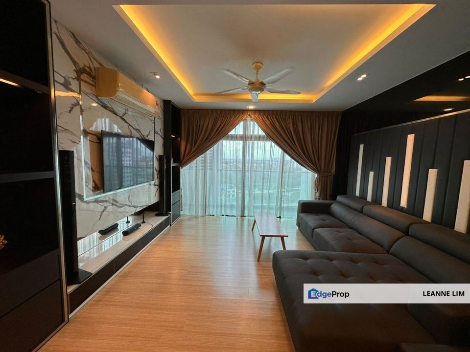 Sky Loft Premium Suites @ 3 room Fully Furnished Fully Renovated , Johor, Johor Bahru