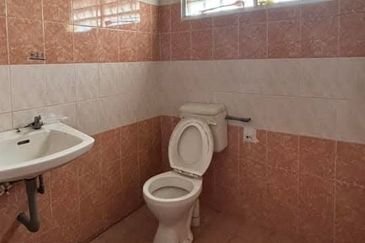 Pengkalan Station 18