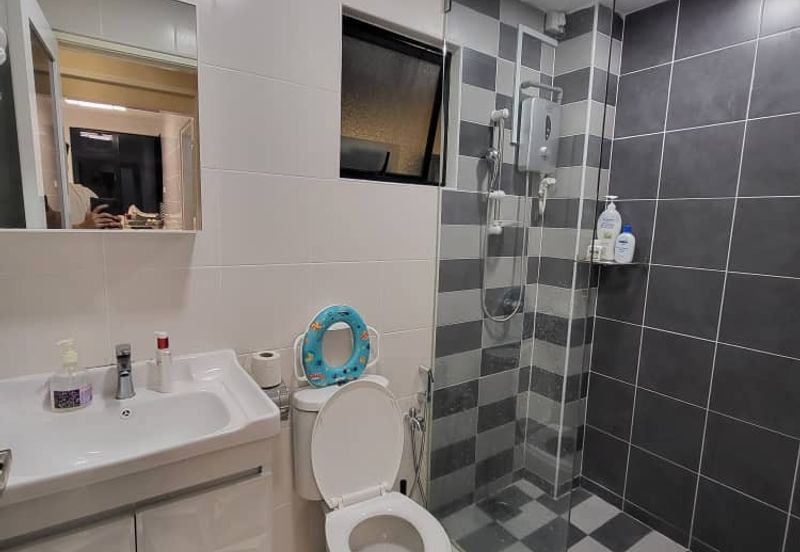 Manhattan Condominium