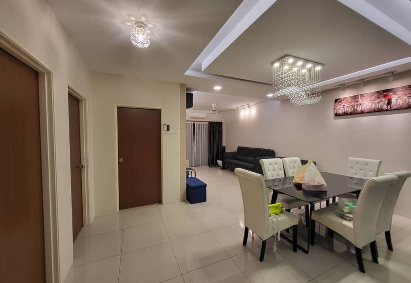 Manhattan Condominium