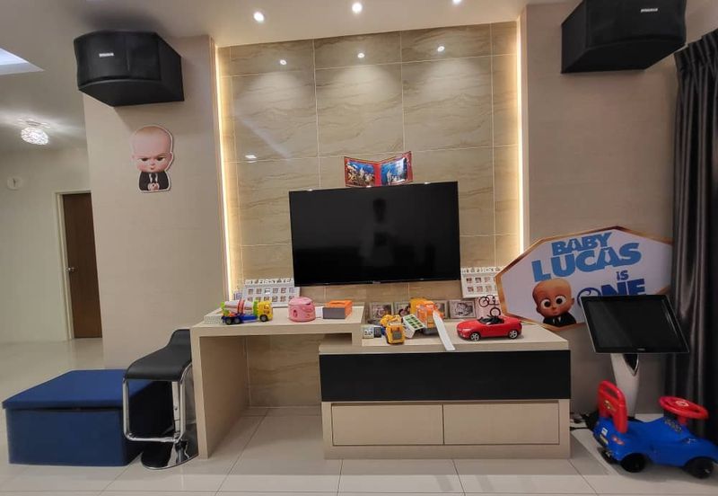 Manhattan Condominium