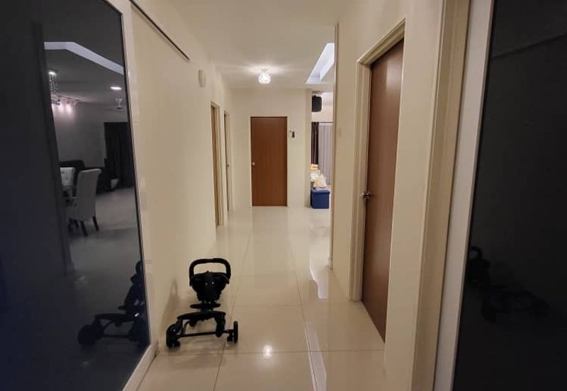 Manhattan Condominium