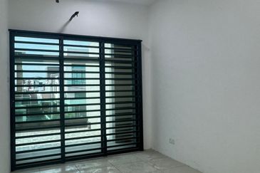 PANORAMA LAPANGAN KINARA