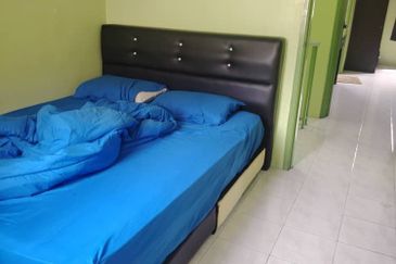 TAMAN PUNCAK JELAPANG MAJU