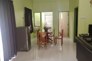 TAMAN PUNCAK JELAPANG MAJU