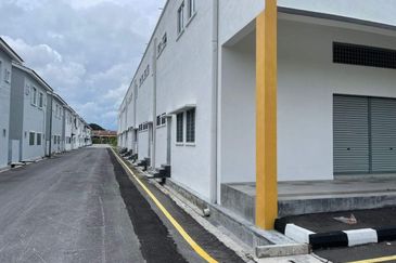 Jalan Pasir Puteh, Station 18