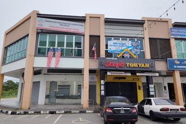 Jalan Pasir Puteh, Station 18