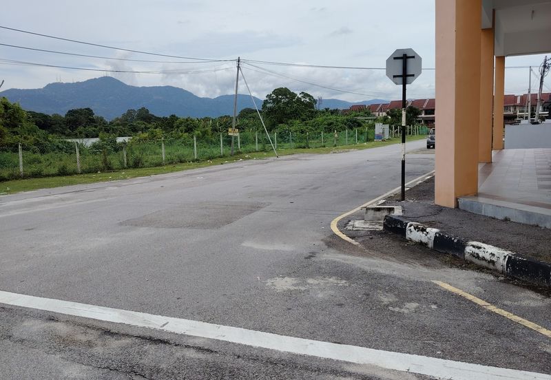 Jalan Pasir Puteh, Station 18