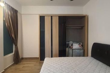 DFestivo Condominium 