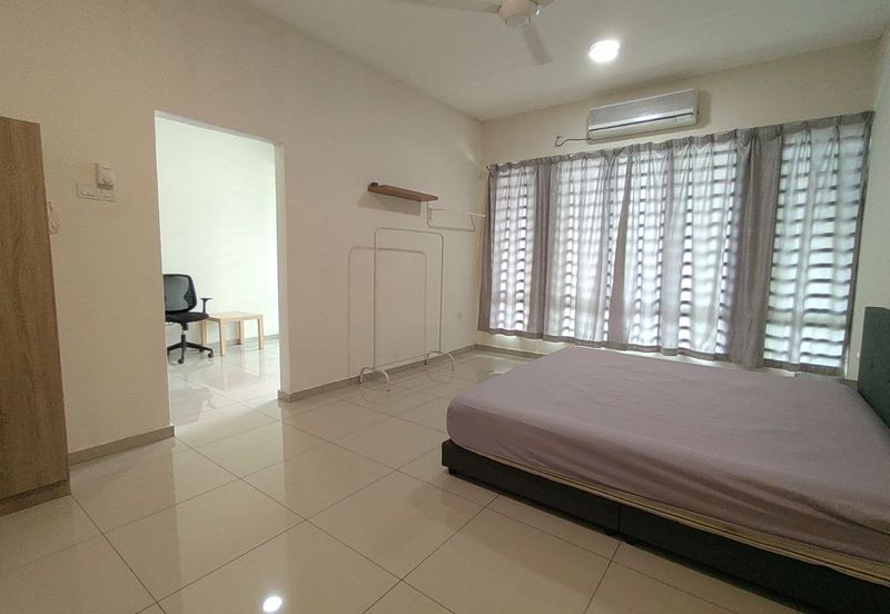 Taman Lapangan Hartamas Botani