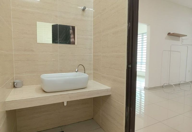 Taman Lapangan Hartamas Botani