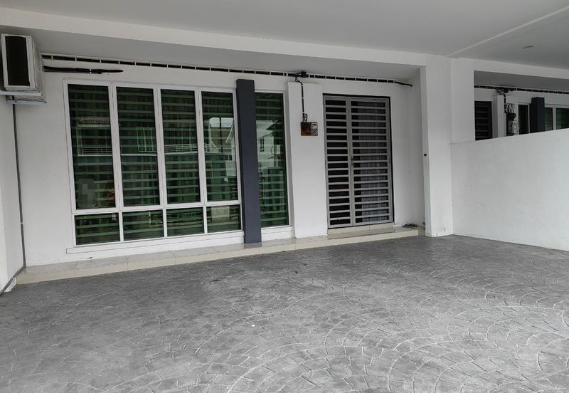 Taman Lapangan Hartamas Botani