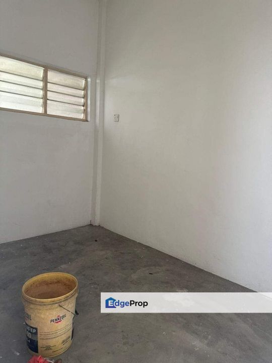 Flat in Menglembu Impiana Adril , Perak, Kinta