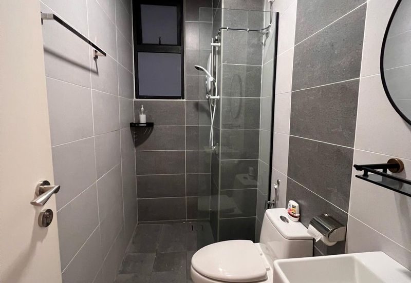 THE COVE HILLSIDE RESIDENCE