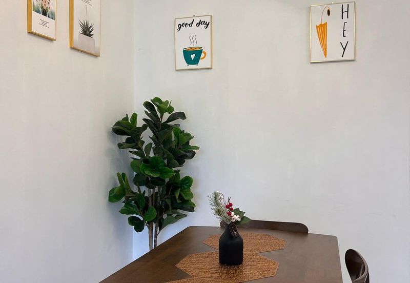 THE COVE HILLSIDE RESIDENCE