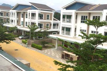 JALAN THOMPSON/JALAN TUN DR ISMAIL