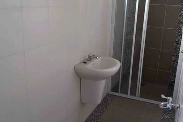 JALAN THOMPSON/JALAN TUN DR ISMAIL