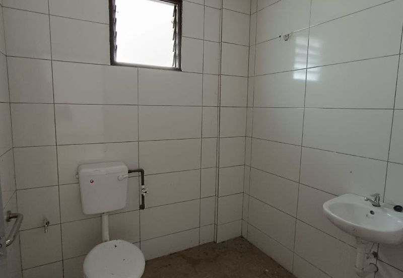 Pengkalan Station 18