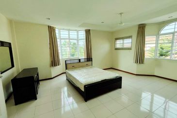 JALAN THOMPSON/JALAN TUN DR ISMAIL