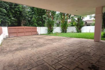 JALAN THOMPSON/JALAN TUN DR ISMAIL