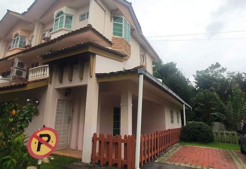 JALAN THOMPSON/JALAN TUN DR ISMAIL