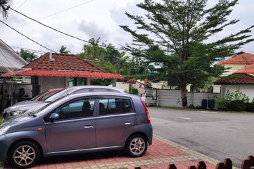 JALAN THOMPSON/JALAN TUN DR ISMAIL