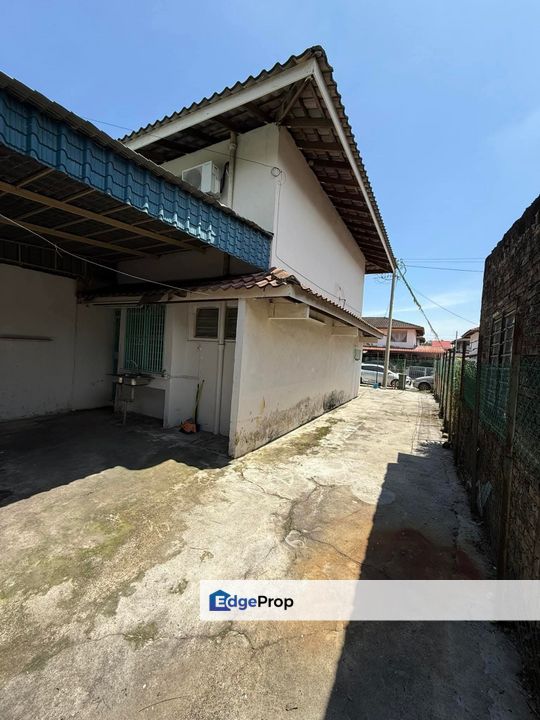 Taman Cempaka Immediate Corner Double Storey , Perak, Ipoh