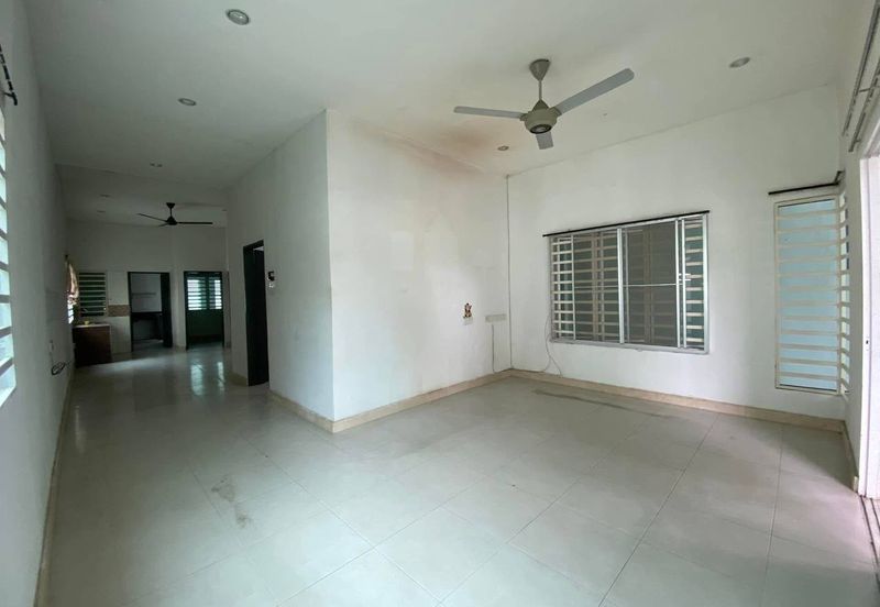 Panorama Lapangan Perdana