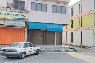 Jalan Pasir Puteh, Station 18