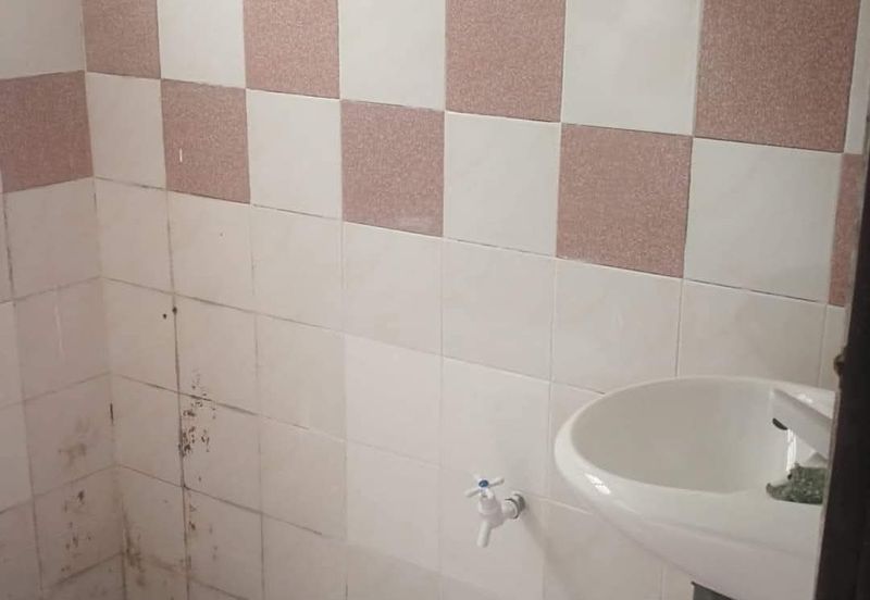 Pengkalan Station 18