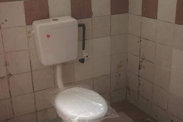 Pengkalan Station 18